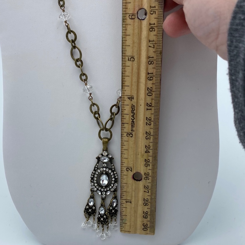 Smug Beauty Antiqued Gold Tone Rhinestone Necklace - Picture 12 of 13